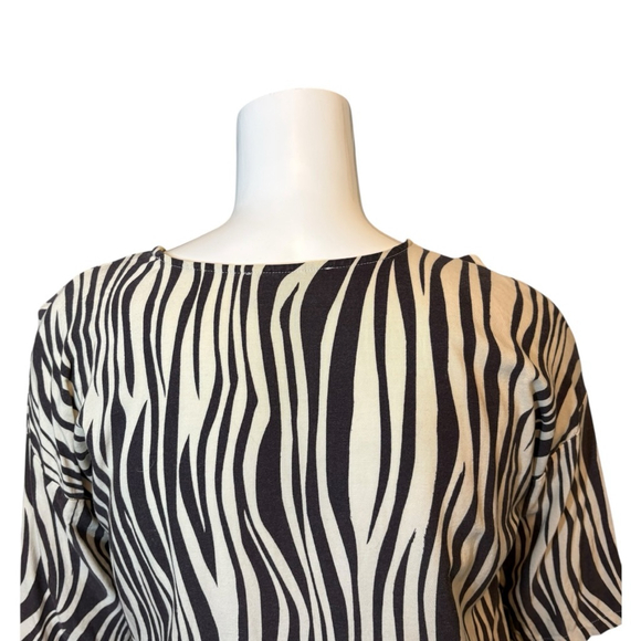 Corey Lynn Calter Tiger Print Top, M - Picture 10 of 13